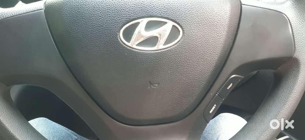Hyundai Grand I10 At Sportz, 2014, Petrol
