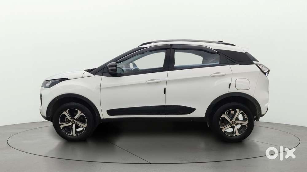 Tata Nexon 1.2 Revotron Xz Plus, 2022, Petrol