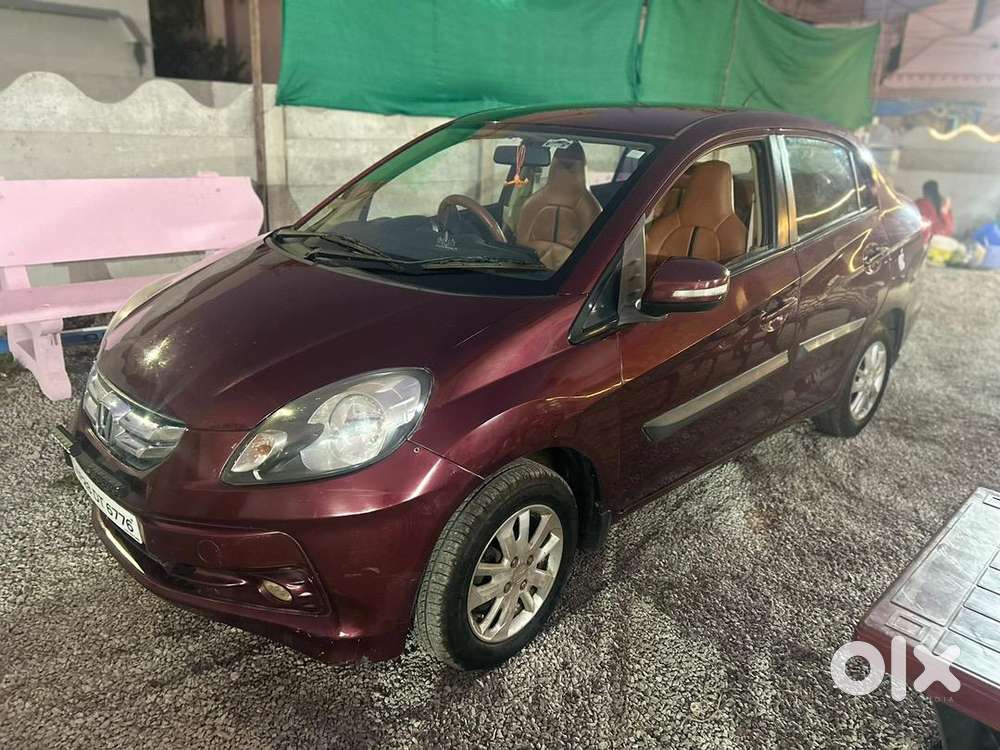 Honda Amaze 2nd Gen 2013 Diesel Well Maintained