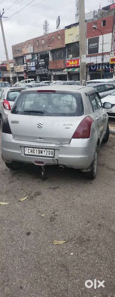 Maruti Suzuki Swift Zxi 2006 Petrol Plus Cng Rc Per Chadhi Hui