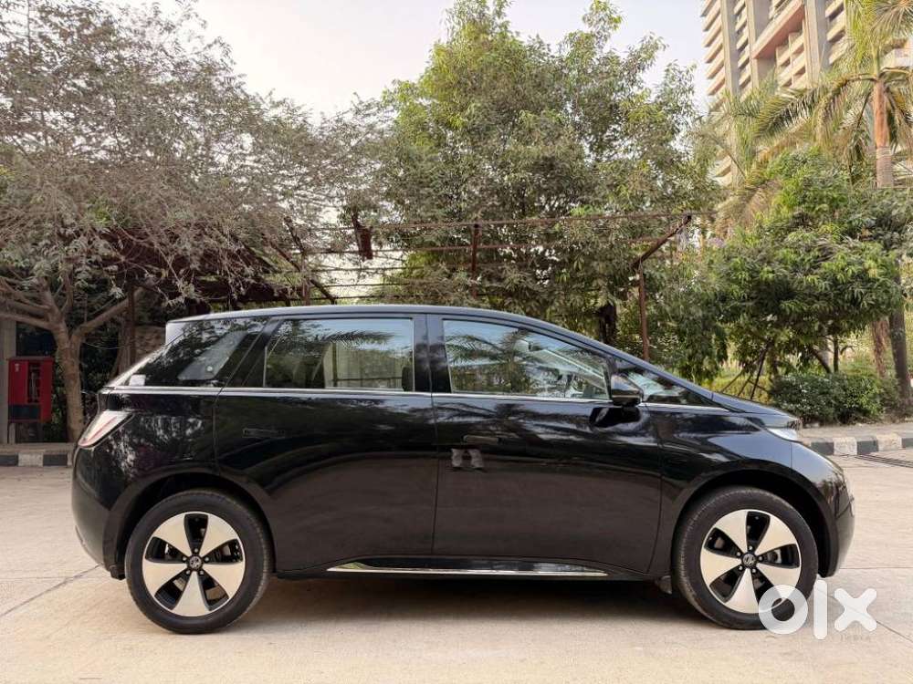 Mg Windsor Ev Essence, 2024, Electric