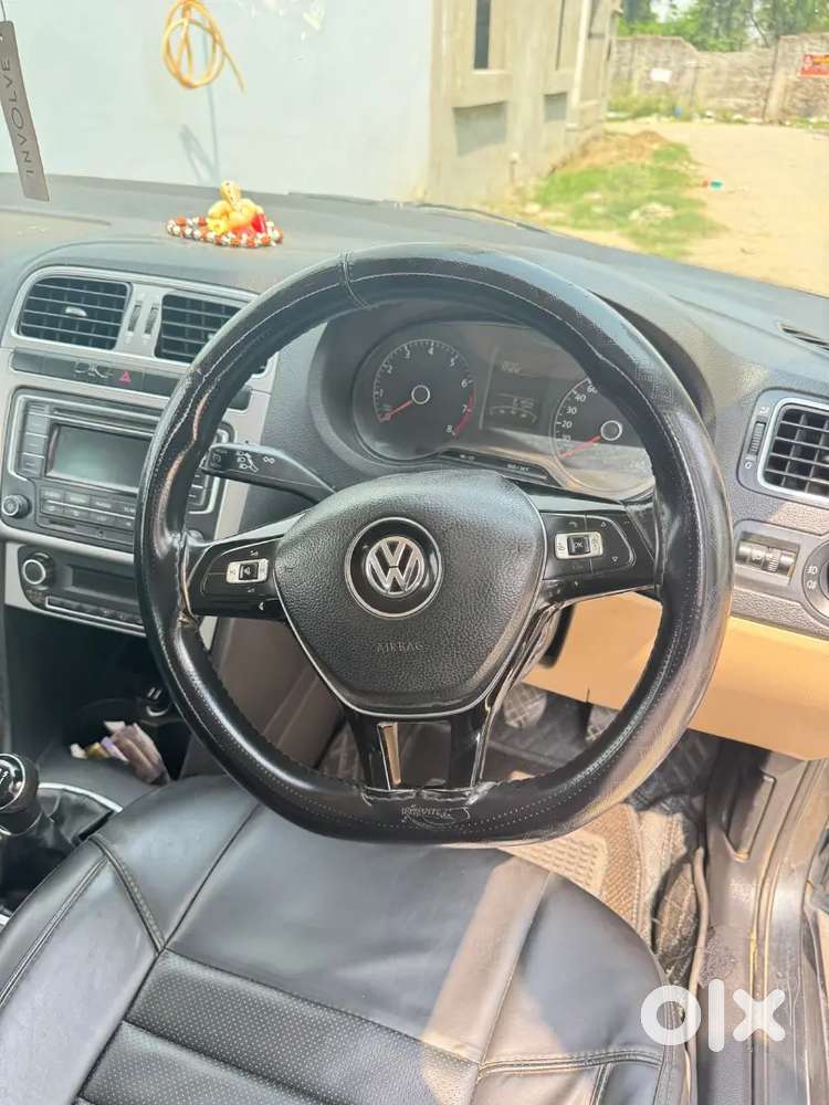 Volkswagen Polo 2016 Petrol 154000 Km Driven
