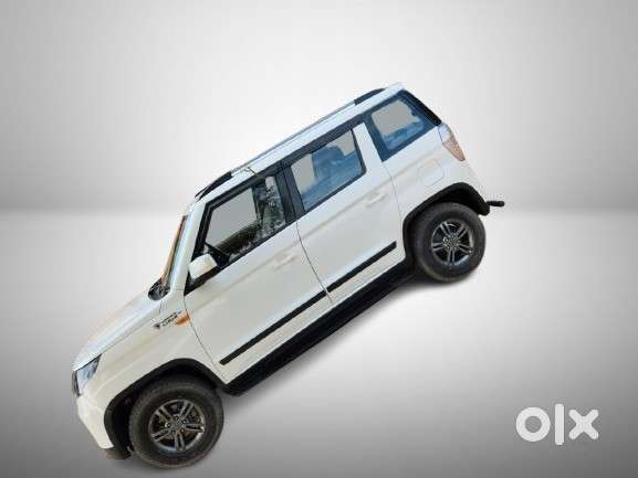 Mahindra Tuv 300 T10, 2020, Diesel