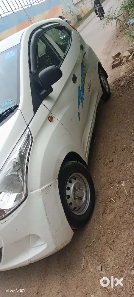 Hyundai Eon 2017 Petrol 50000 Km Driven