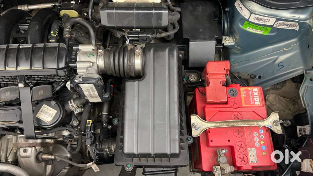 Tata Punch 1.2 Revotron Creative Amt Dual Tone, 2023, Petrol