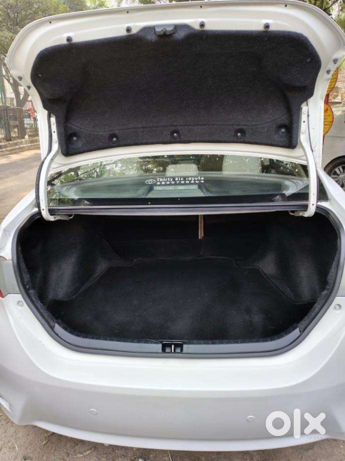 Toyota Corolla Altis 2013-2017 Vl At, 2016, Petrol