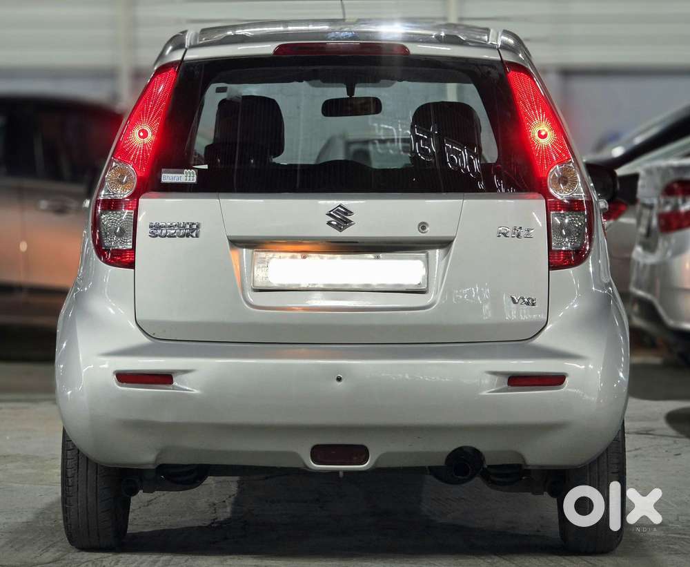 Maruti Suzuki Ritz Vxi, 2012, Petrol
