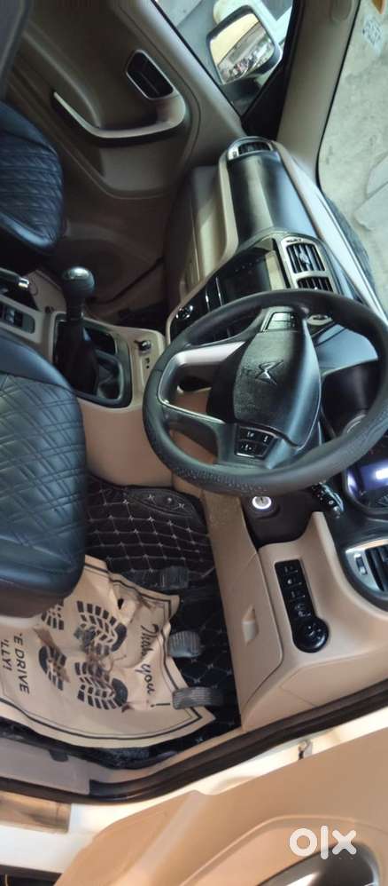 Mahindra Bolero N10 2023 Diesel 3900km Manual