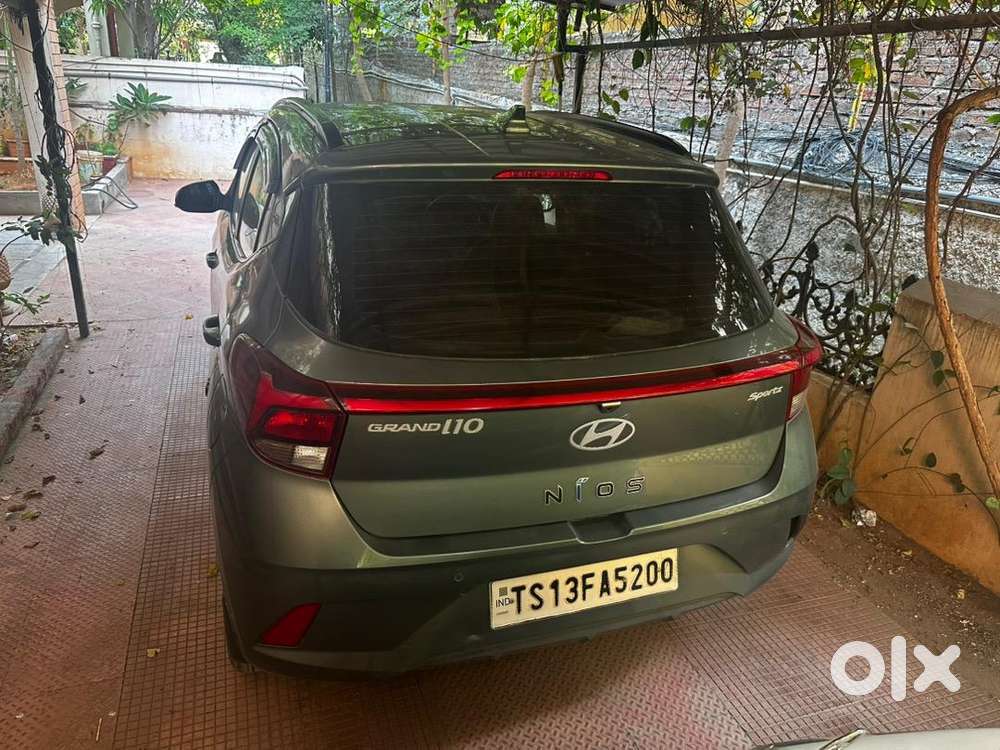 Hyundai Grand I10 Nios 2023 Sportz Amt  Fully Maintained