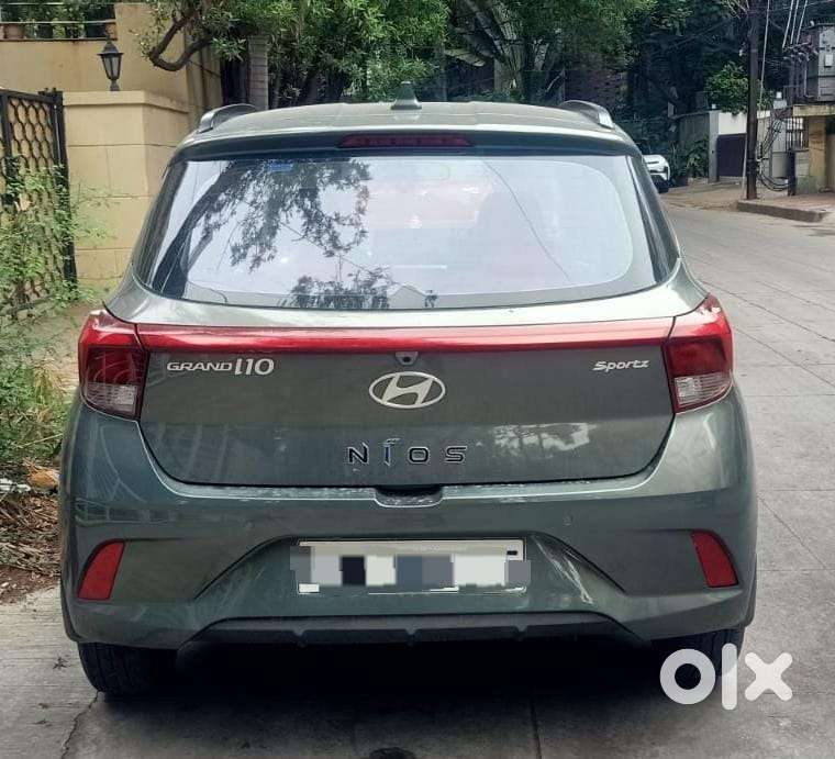 Hyundai Grand I10 Nios Sportz 1.2 At, 2023, Petrol