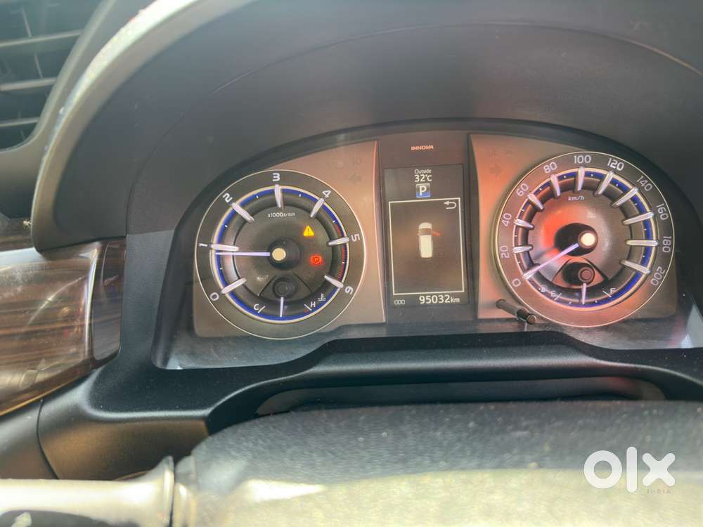 Toyota Innova Crysta Diesel 2021