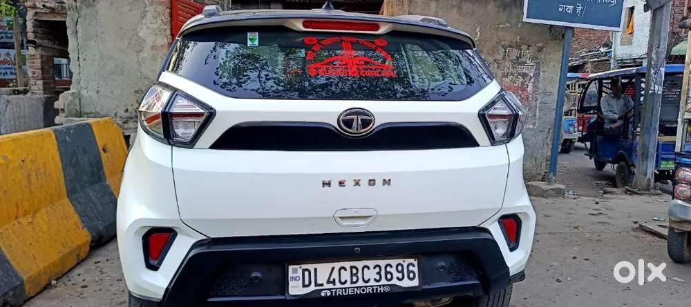 Tata Nexon 2023 Petrol Automatic Sunroof Zero Dept Insurance Valid