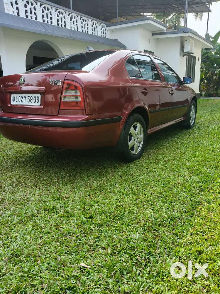 Skoda Octavia Elegance 2006 Diesel 300000 Km Driven
