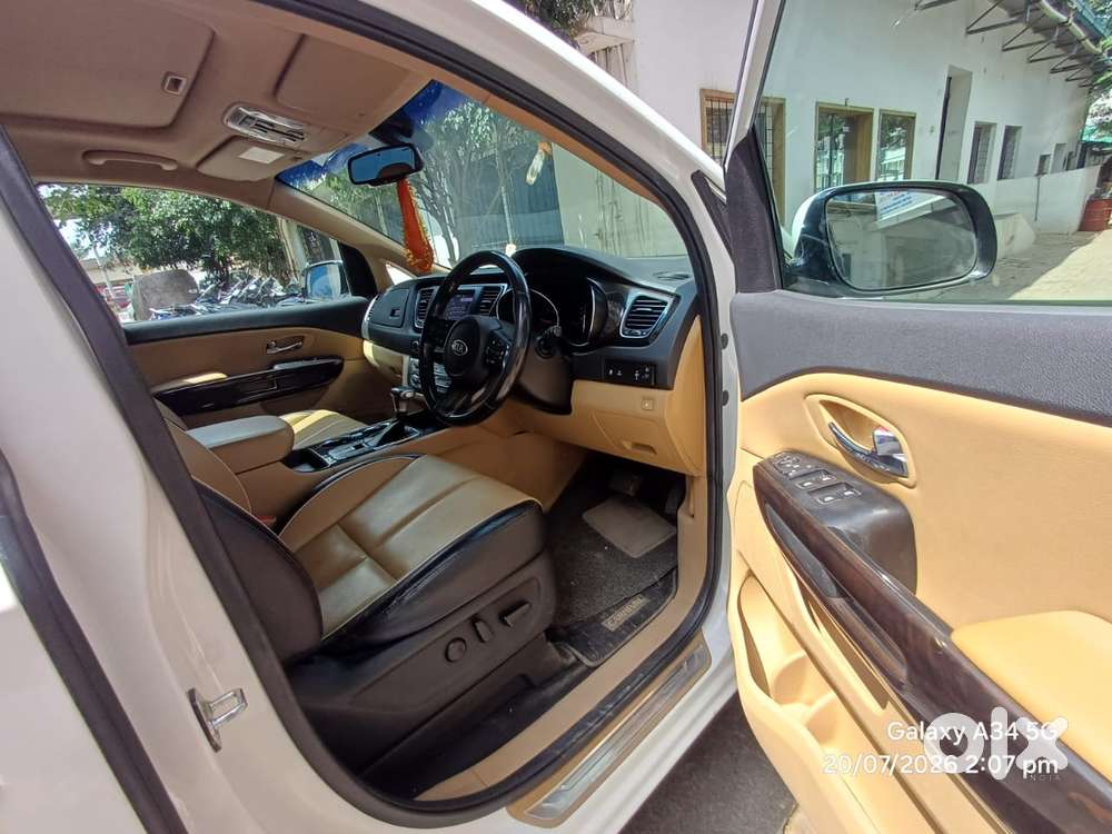 Kia Carnival Limousine, 2020