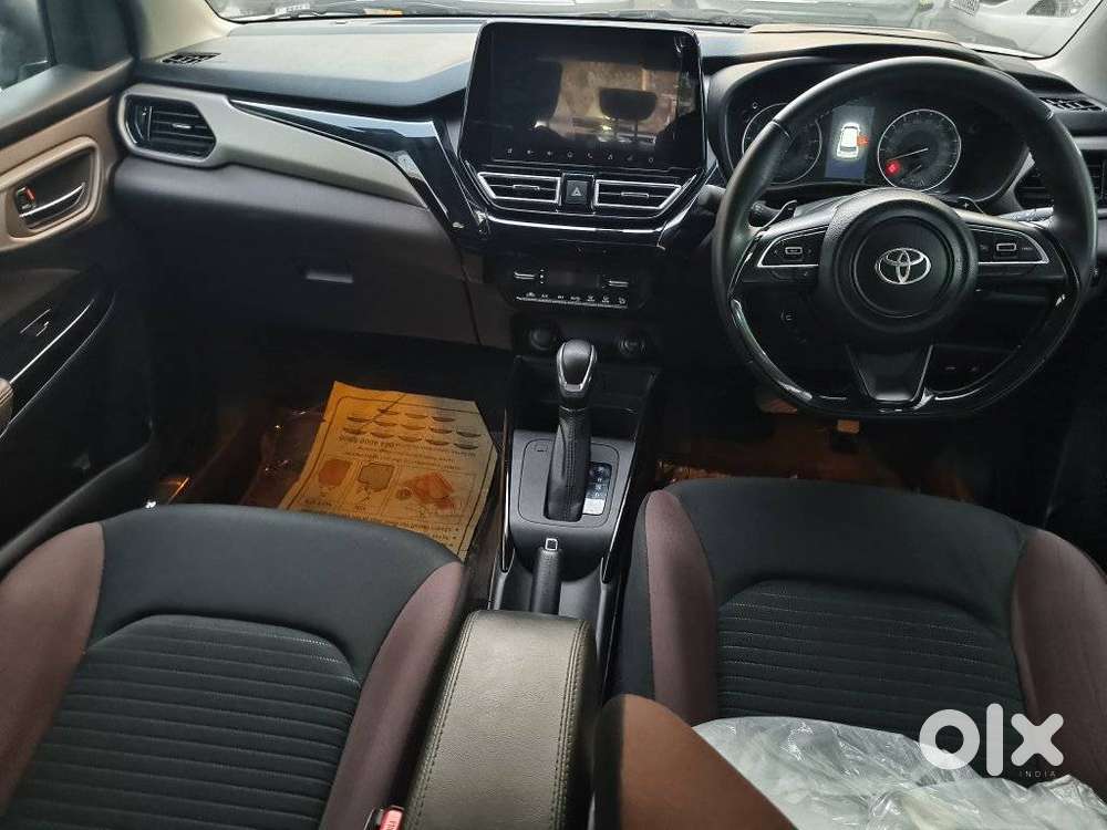 Toyota Urban Cruiser Taisor V 1.0 Petrol At Dual Tone, 2025, Petrol