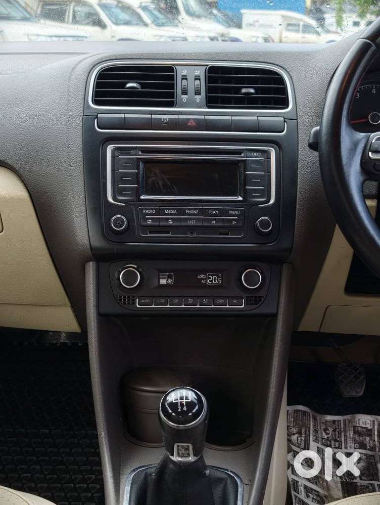 Volkswagen Vento Petrol Highline, 2013, Petrol