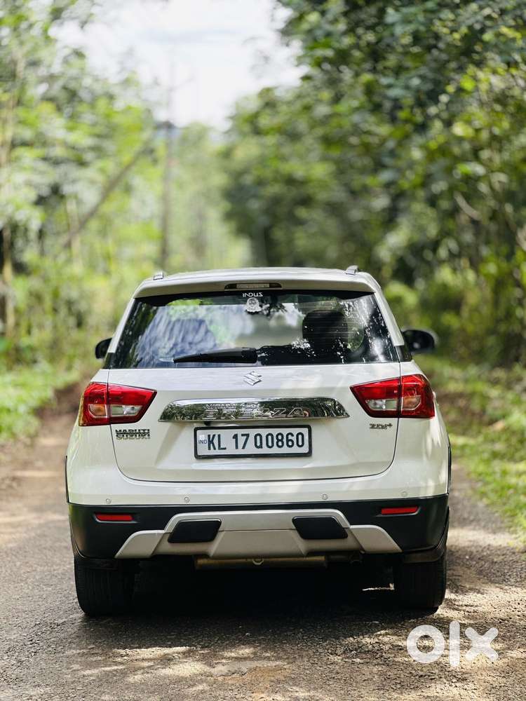 Maruti Suzuki Brezza Zdi+ Dual Tone, 2017, Diesel