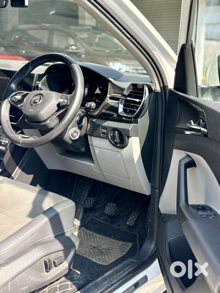 Skoda Kushaq Style 1.0l Tsi Mt, 2024, Petrol