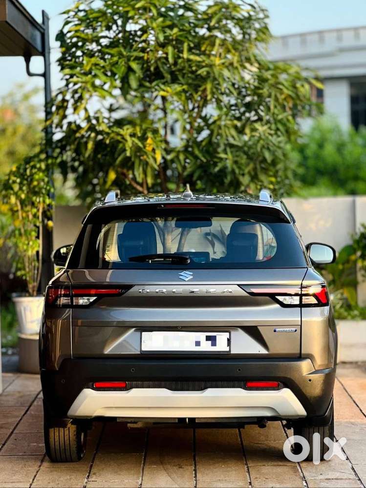 Maruti Suzuki Brezza 1.5 Zxi Plus Smart Hybrid, 2023, Petrol