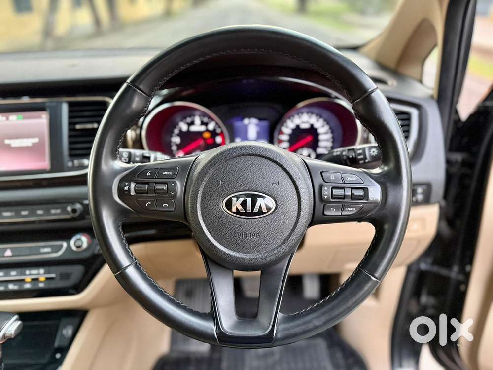 Kia Carnival Limousine Diesel 2020 Only 40000kms Driven