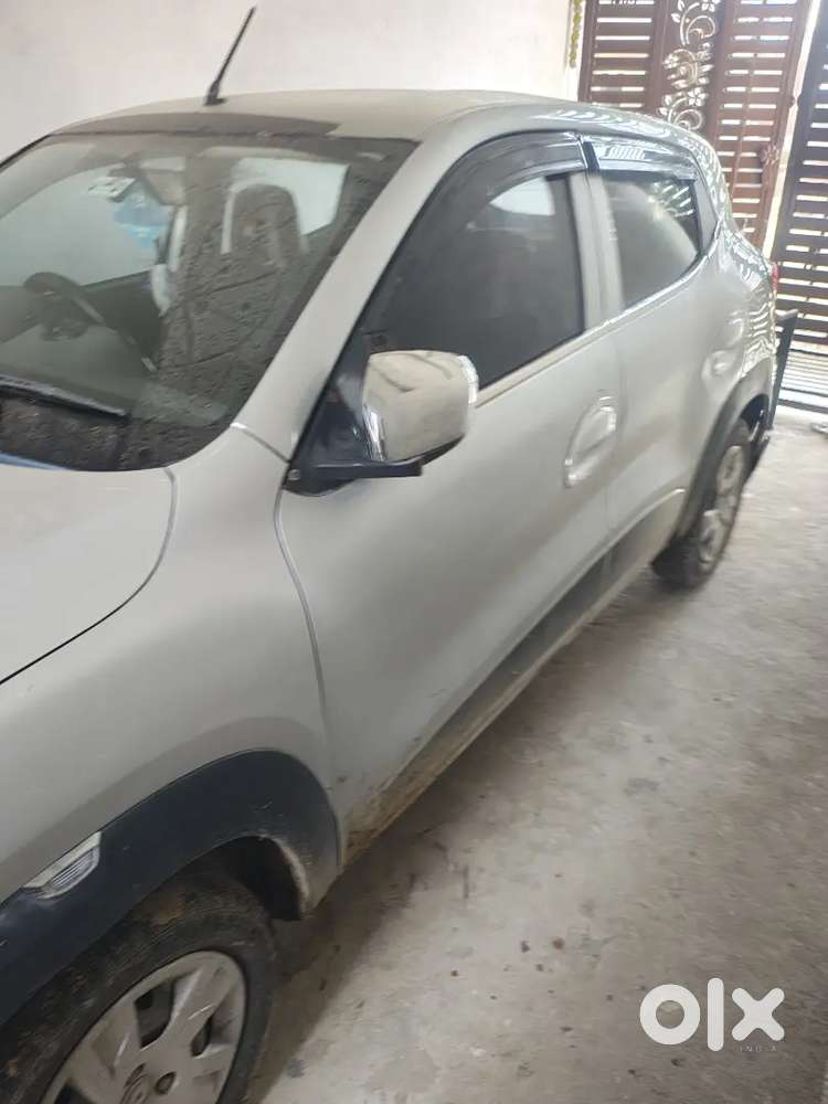 Badi Gadi Lena Chahte H