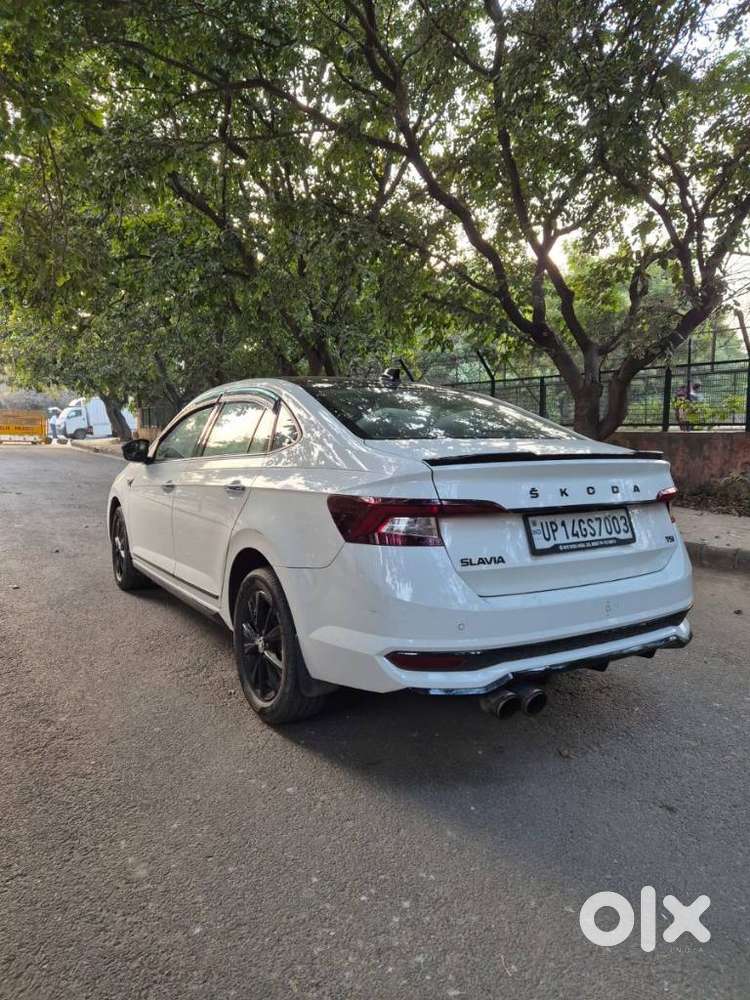 Skoda Slavia 1.0 Ambition Tsi, 2025, Petrol