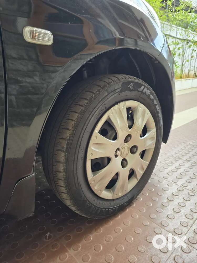 Honda Brio 2013 Petrol Well Maintained 9️⃣7️⃣4️⃣6️⃣7️⃣7️⃣9️⃣8️⃣7️⃣7️⃣
