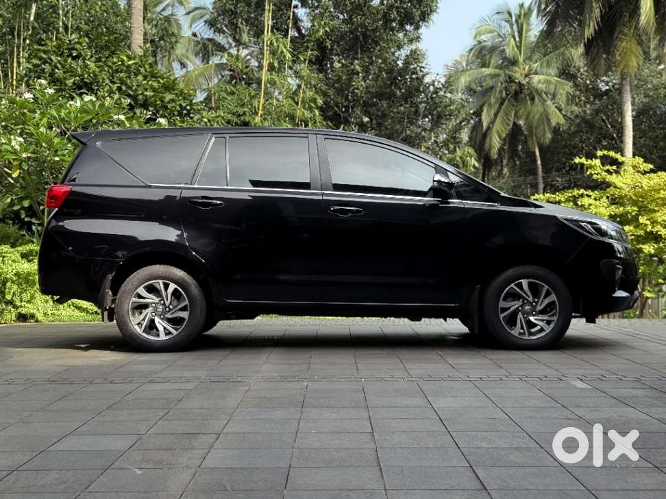 Toyota Innova Crysta [2020-ongoing] 2.4 Gx 7 Str, 2021, Diesel
