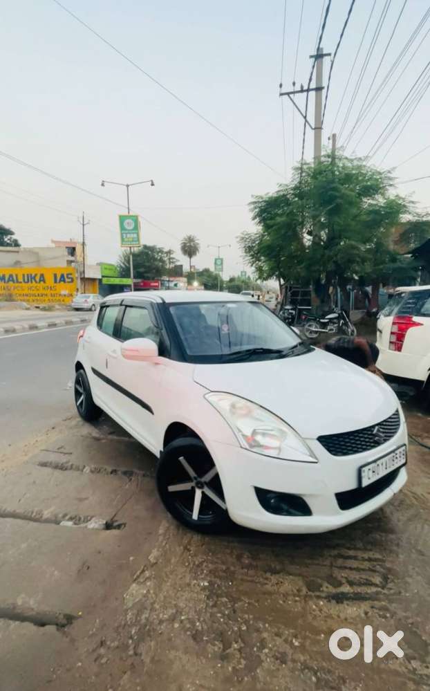 Maruti Suzuki Swift (2013)