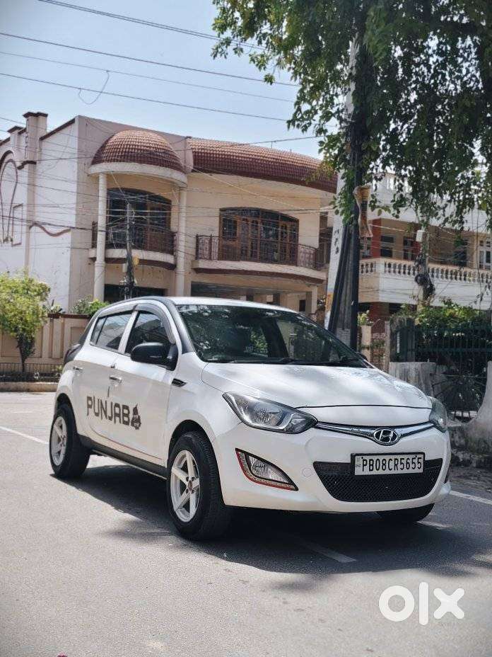 Hyundai I20 Sportz 1.2 Bs-iv, 2014, Petrol
