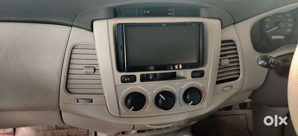 Toyota Innova 2013 Diesel 106000 Km Driven