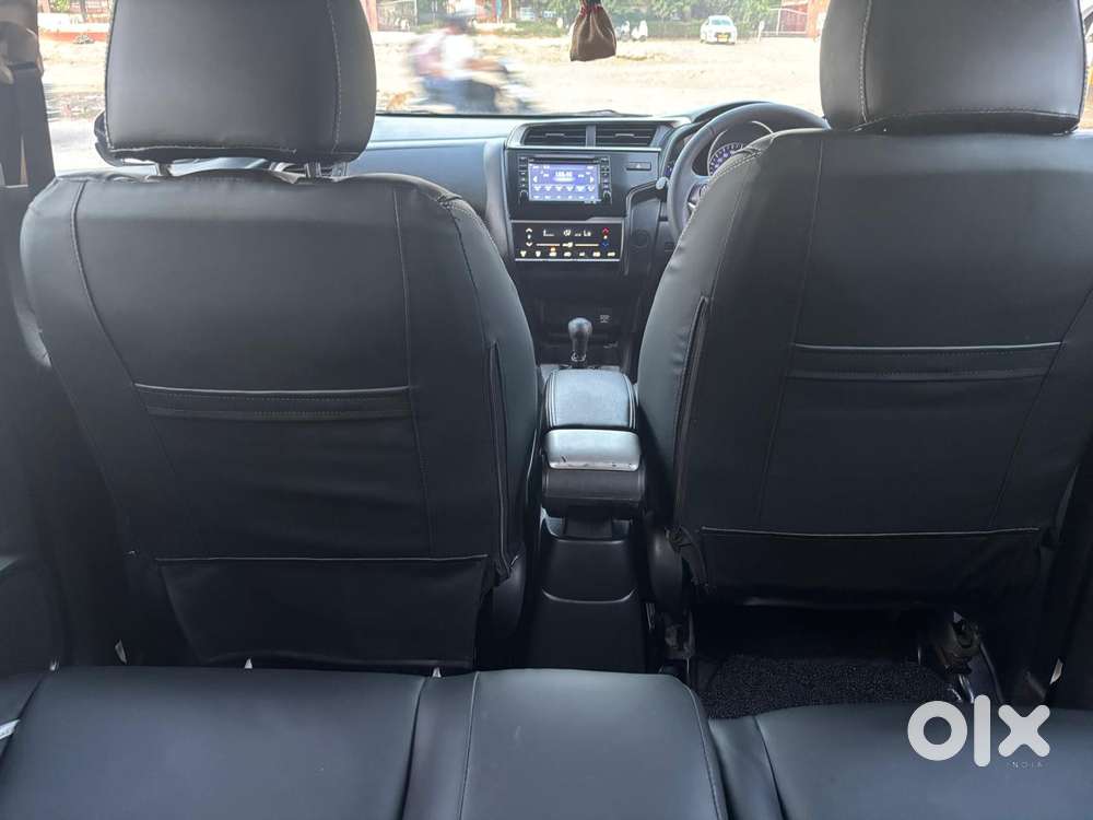 Honda Jazz V Mt Privilege, 2017, Petrol