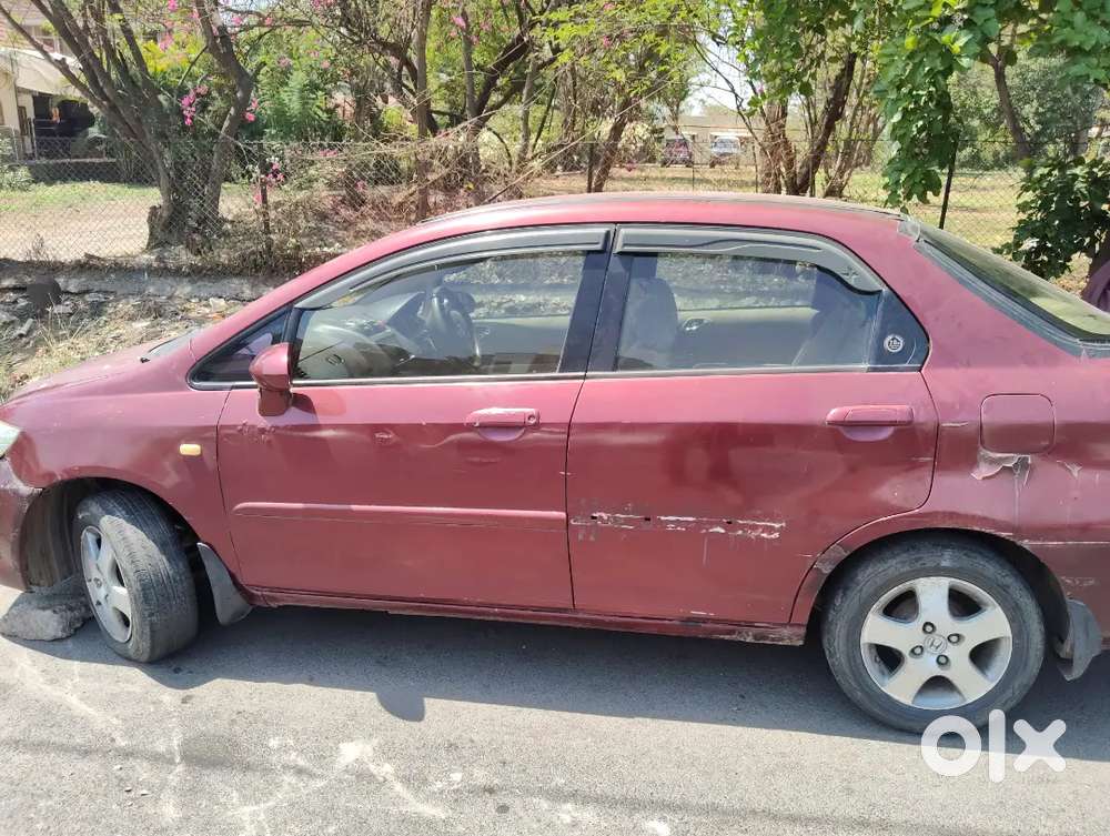 Honda City Zx 2007 Cng & Hybrids 100000 Km Driven