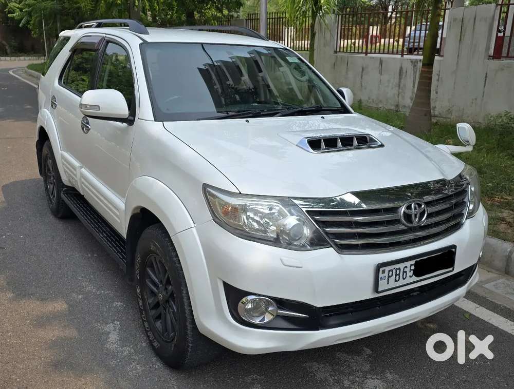 Toyota Fortuner 2015 Automatic 4 By 4 Well Maintained
