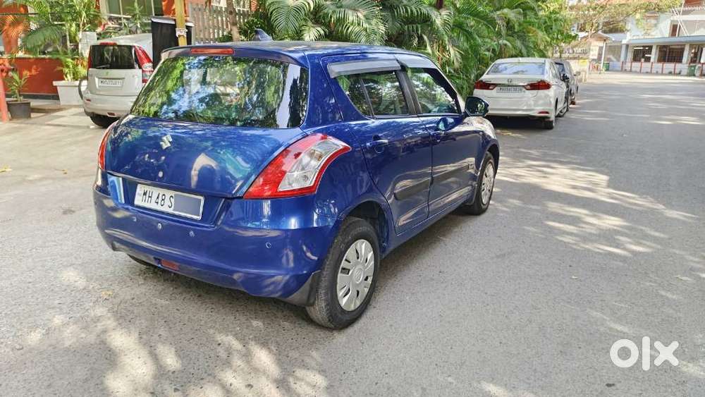 Maruti Suzuki Swift Vxi Abs Bsiv, 2014, Petrol