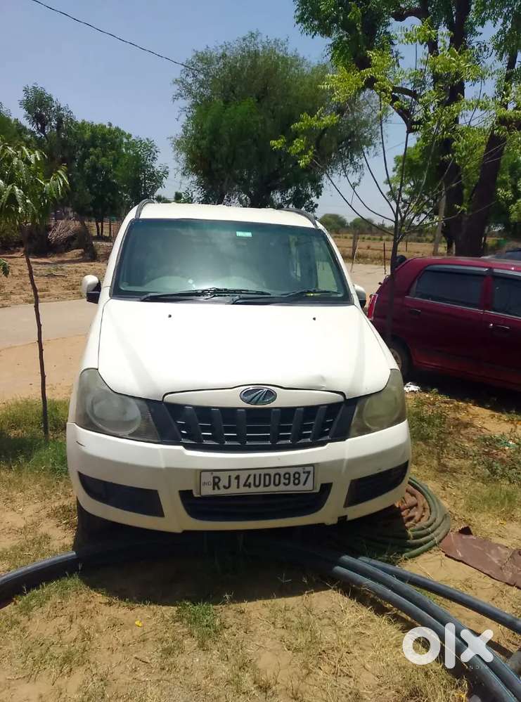 Mahindra Genio 2.5 Dc 2014