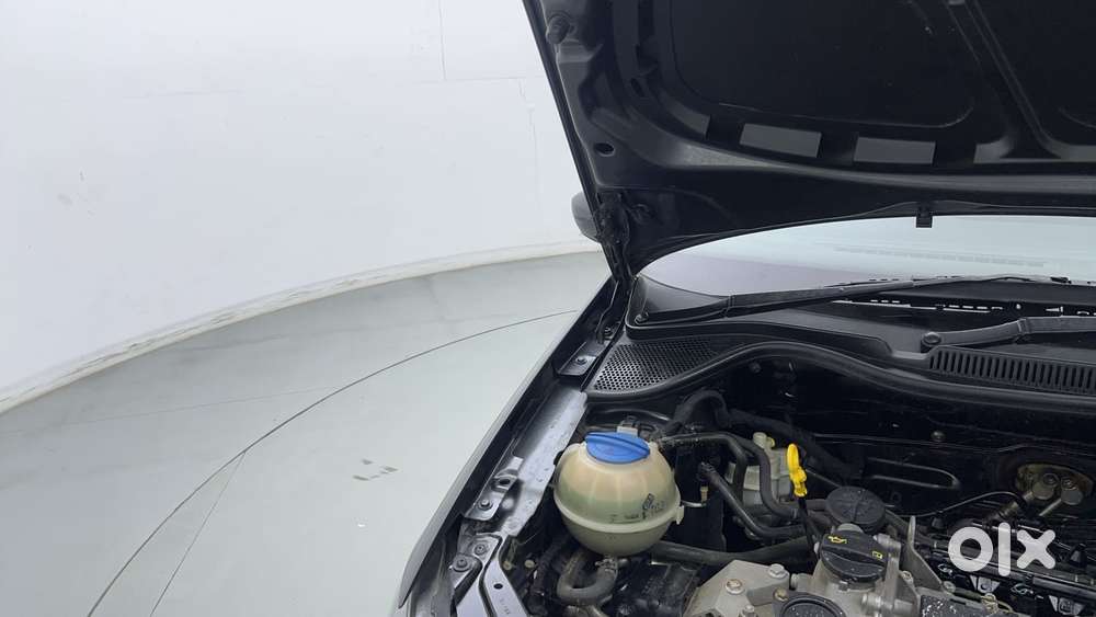 Volkswagen Polo 2009-2013 Petrol Highline 1.2l, 2015, Petrol