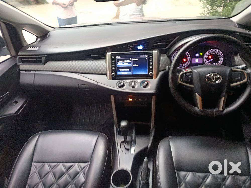 Toyota Innova Crysta 2.8 Gx At 8 Seater, 2022, Diesel