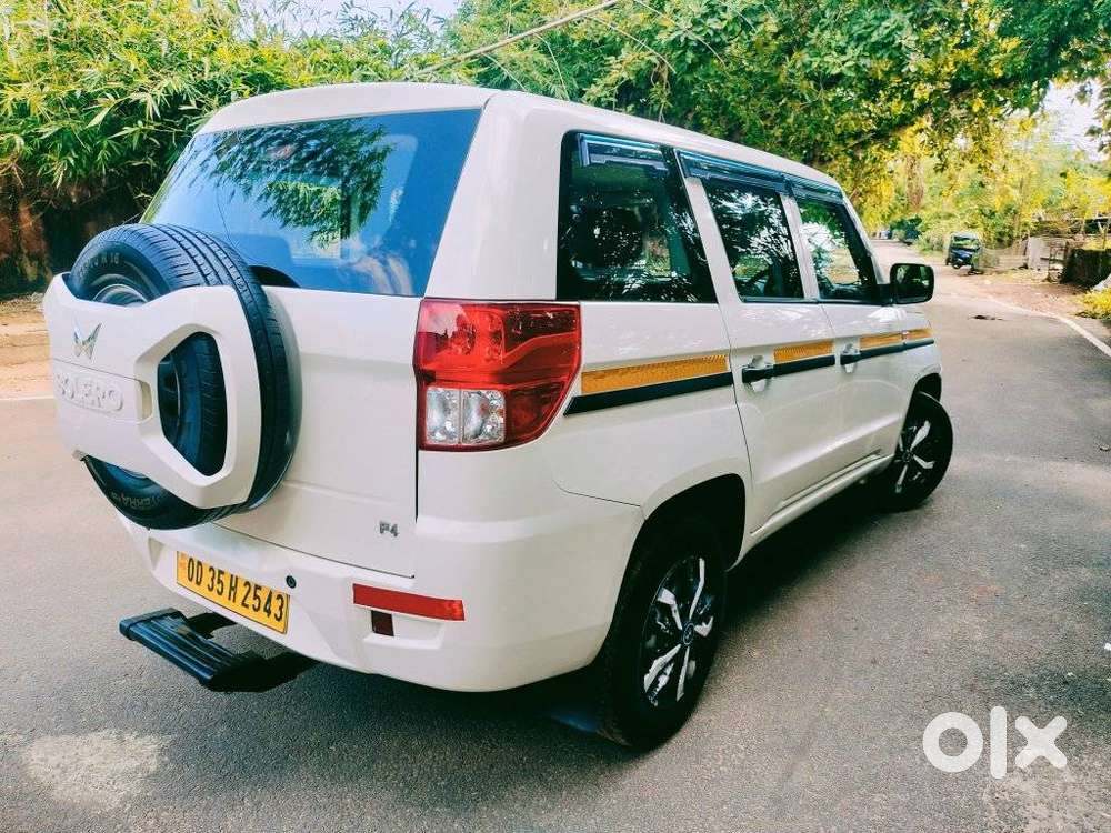 Mahindra Tuv 300 Plus P4, 2024, Diesel