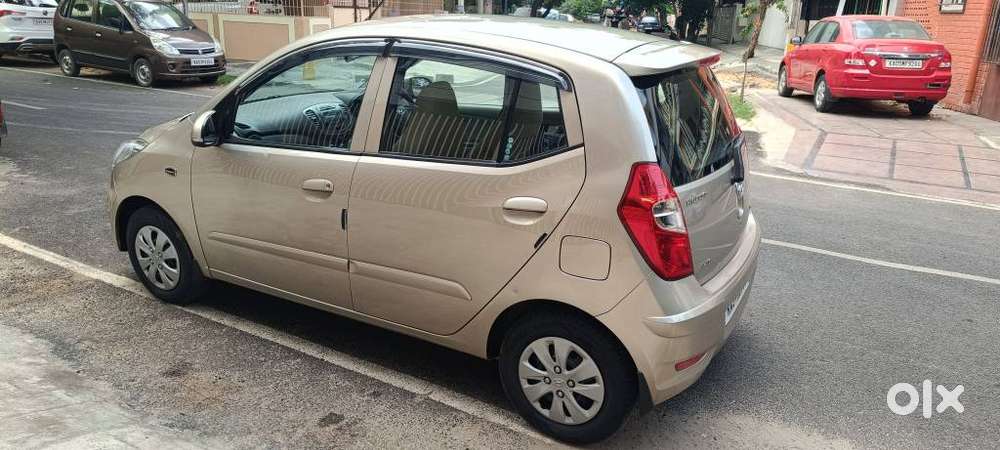 Hyundai I10 Sportz At, 2011, Petrol