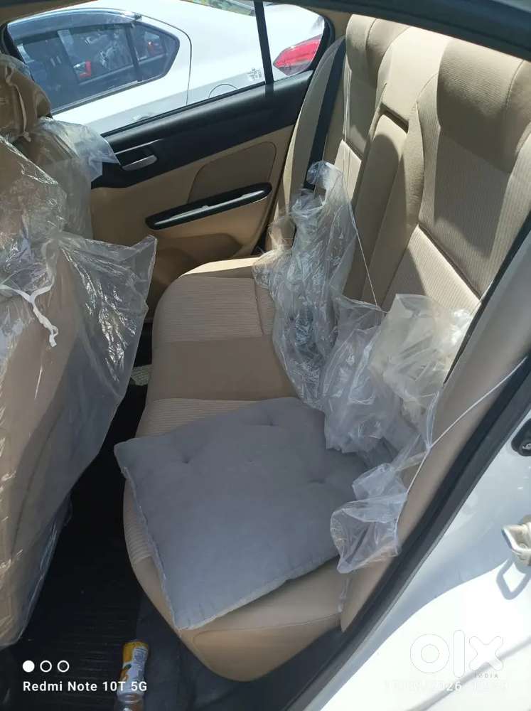 Honda Amaze 2nd Gen Vx 2025 Manual