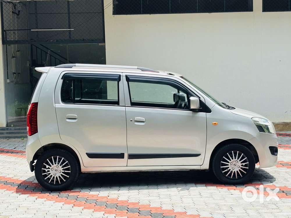 Maruti Suzuki Wagon R Vxi 1.0, 2016, Petrol