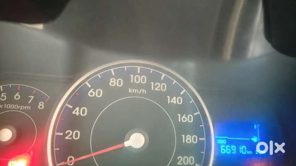 Hyundai I10 2013 Cng & Hybrids 66910 Km Drive.