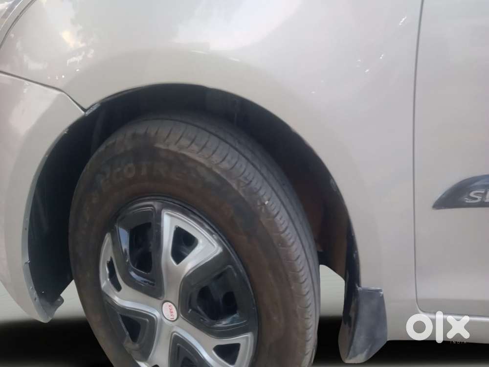Maruti Suzuki Swift Vxi Cng, 2012, Cng & Hybrids