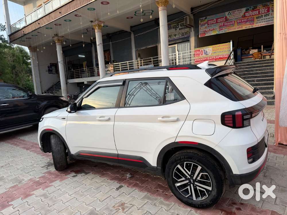 Hyundai Venue N Line 2022 Petrol Well Maintained