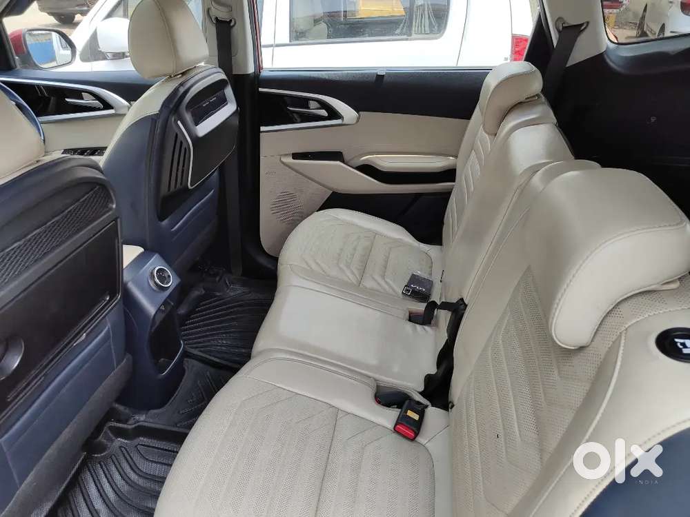 Kia Carens Diesel Turbo Top Model Fully Loaded One Hand Used