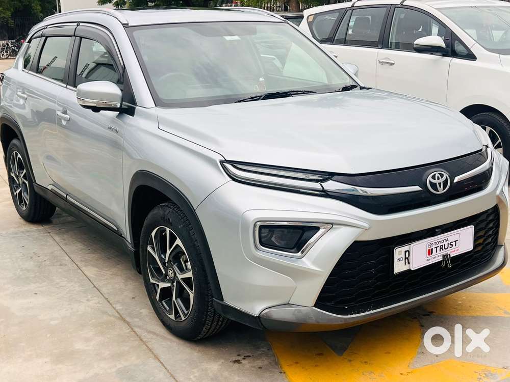 Toyota Urban Cruiser Hyryder 1.5 V Hybrid, 2024, Cng & Hybrids