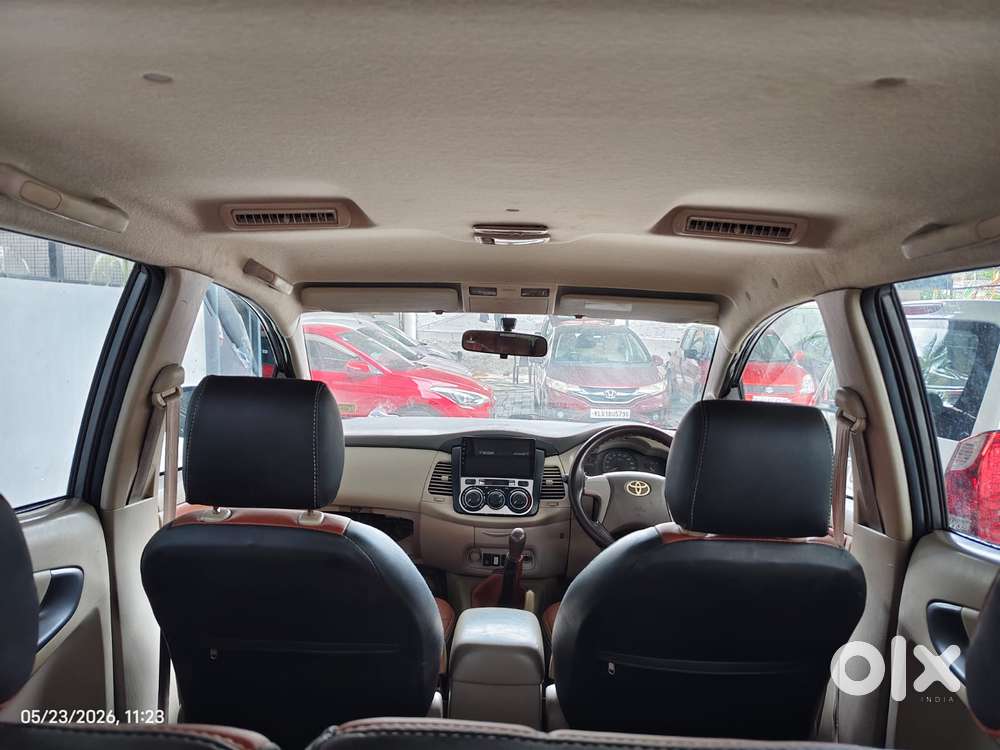 Toyota Innova 2.5 G (diesel) 7 Seater Bs Iv, 2013, Diesel