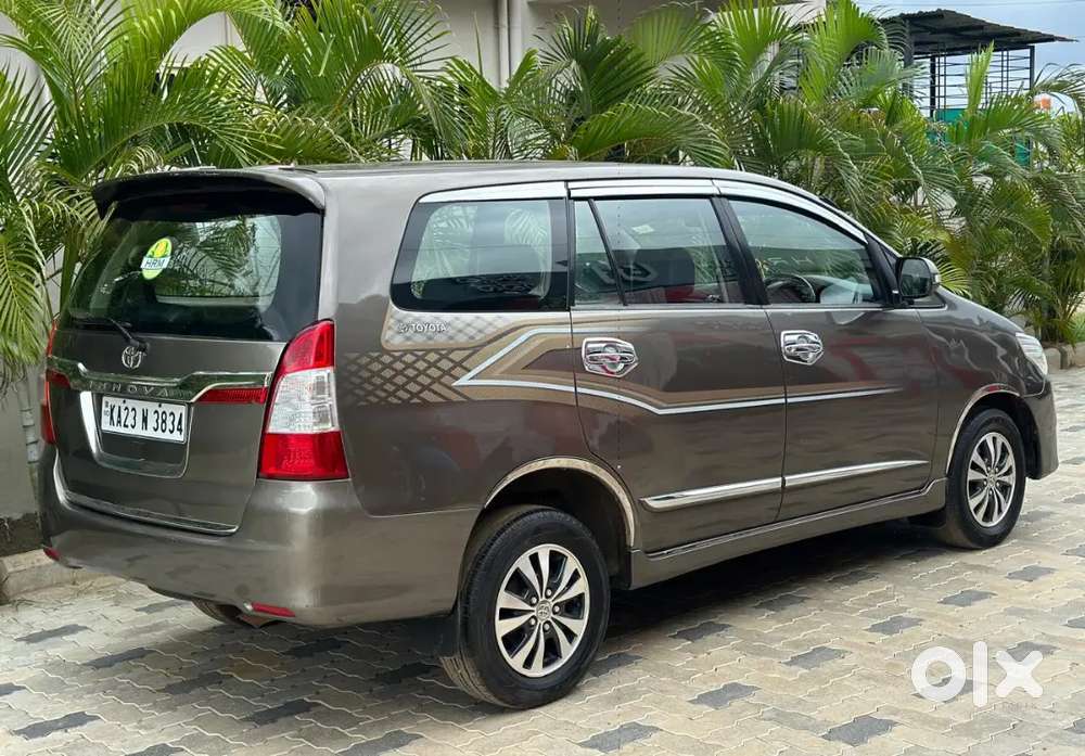 Toyota Innova 2.5 Vx 2015