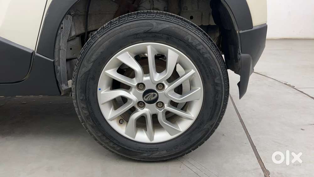 Mahindra Kuv 100 Mfalcon G80 K6, 2017, Petrol